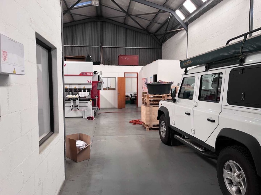 To Let commercial Property for Rent in Milnerton Western Cape